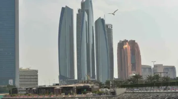 الإمارات: تراجع نمو القطاع الخاص في مايو إلى أدنى مستوى خلال 4 سنوات
