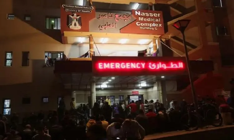 الاحتلال الإسرائيلي يلوح بتهديدات للفلسطينيين ويدعوهم لإخلاء منطقة مجمع ناصر الطبي. الاحتلال الإسرائيلي يلوح بتهديدات للفلسطينيين ويدعوهم لإخلاء منطقة مجمع ناصر الطبي.
