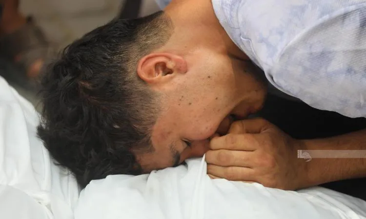 الاحتلال ينفذ اعتداءات جديدة في غزة.. أكثر من 35 شهيداً منذ صباح اليوم. الاحتلال ينفذ اعتداءات جديدة في غزة.. أكثر من 35 شهيداً منذ صباح اليوم.