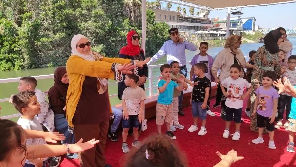 الباص النهري في الدقهلية ينطلق بمبادرة خدمية للأطفال في دار الأيتام الباص النهري في الدقهلية ينطلق بمبادرة خدمية للأطفال في دار الأيتام