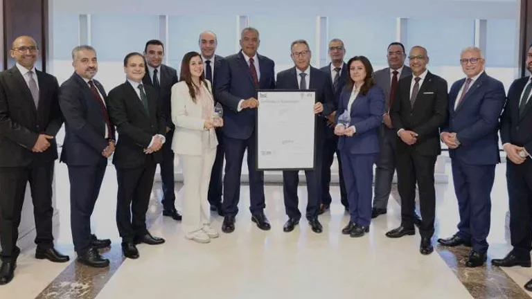 البنك الأهلي يُحقق شهادة التميز في إدارة الجودة للقسم القانوني البنك الأهلي يُحقق شهادة التميز في إدارة الجودة للقسم القانوني