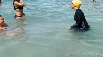 البوركيني يُحدث جدلاً في سوريا… هل هو تعبير عن الحشمة أم انتهاك للحريات؟