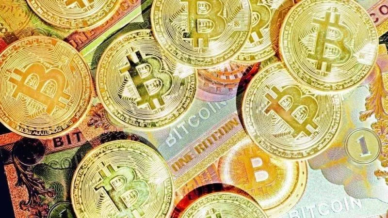 البيتكوين تتخطى حاجز 110 آلاف دولار البيتكوين تتخطى حاجز 110 آلاف دولار