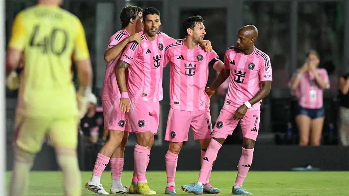 التشكيلة المحتملة لإنتر ميامي في مواجهة الأهلي اليوم بكأس العالم للأندية التشكيلة المحتملة لإنتر ميامي في مواجهة الأهلي اليوم بكأس العالم للأندية