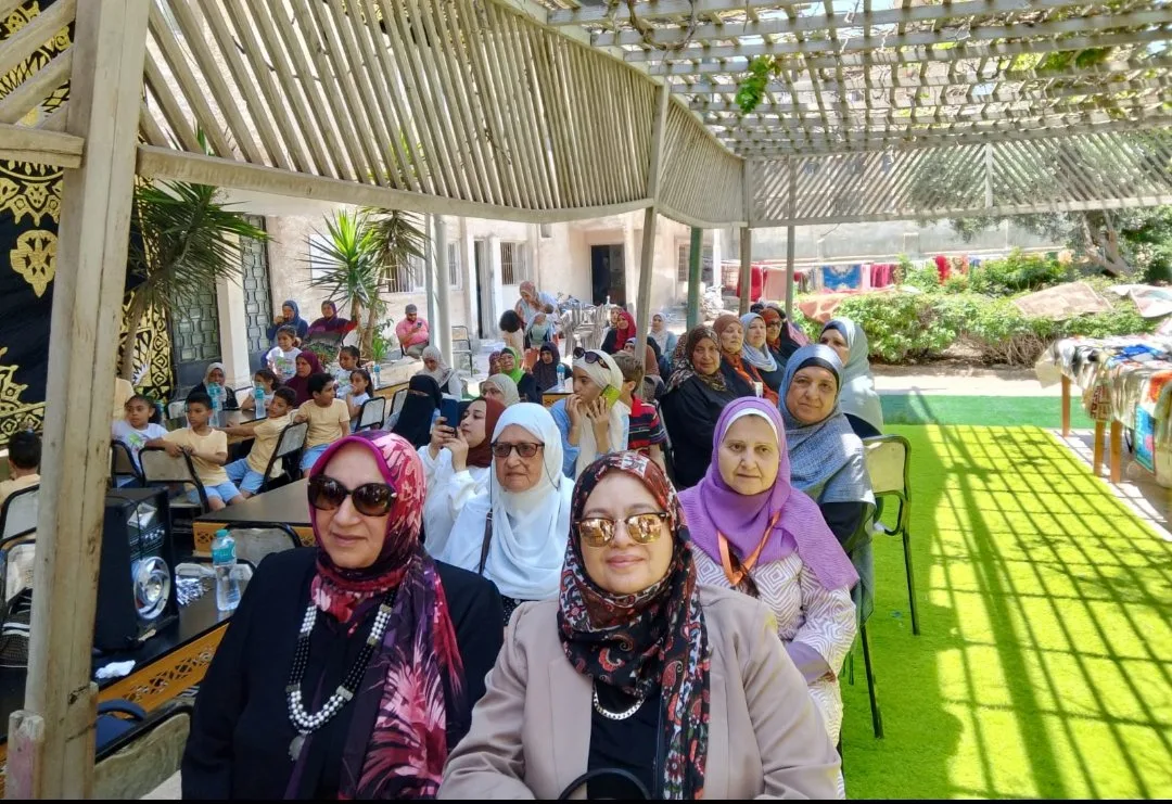 التضامن تستمر في تنفيذ المرحلة الثالثة من مبادرة “أحلام الأجيال” لدمج أنشطة وبرامج كبار السن والناشئة في مؤسسات الرعاية. التضامن تستمر في تنفيذ المرحلة الثالثة من مبادرة “أحلام الأجيال” لدمج أنشطة وبرامج كبار السن والناشئة في مؤسسات الرعاية.