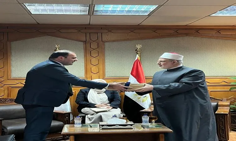 التعاون بين السفارة الأمريكية والأزهر في تطوير مناهج اللغة الإنجليزية الجديدة