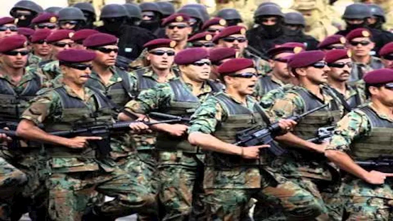 الجيش الأردني: تمكنّا من اعتراض صواريخ وطائرات مسيّرة دخلت أجواءنا. الجيش الأردني: تمكنّا من اعتراض صواريخ وطائرات مسيّرة دخلت أجواءنا.