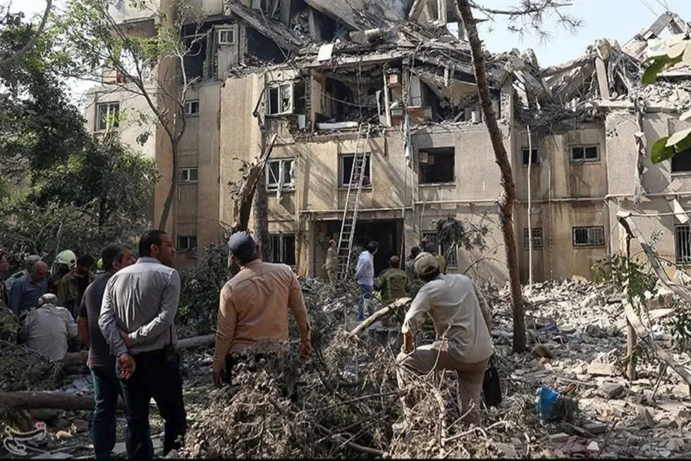 الجيش الإسرائيلي: نطبق استراتيجية مدروسة ومتسلسلة ونستعد لعملية ممتدة. الجيش الإسرائيلي: نطبق استراتيجية مدروسة ومتسلسلة ونستعد لعملية ممتدة.