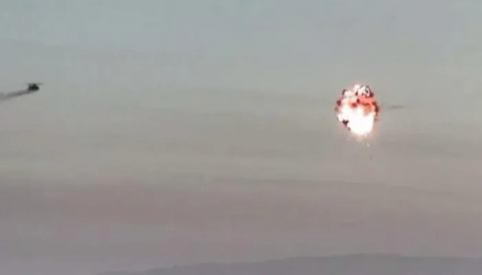 الجيش الإسرائيلي يتصدى لصاروخ من الحوثيين الجيش الإسرائيلي يتصدى لصاروخ من الحوثيين