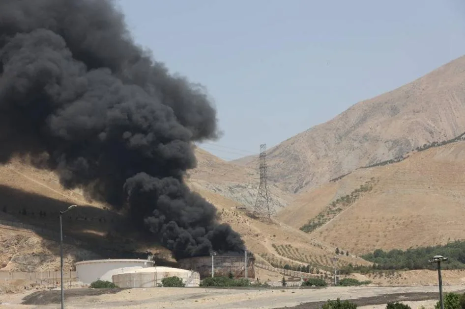 الجيش الإسرائيلي يطالب بإخلاء منطقة في قلب طهران الجيش الإسرائيلي يطالب بإخلاء منطقة في قلب طهران