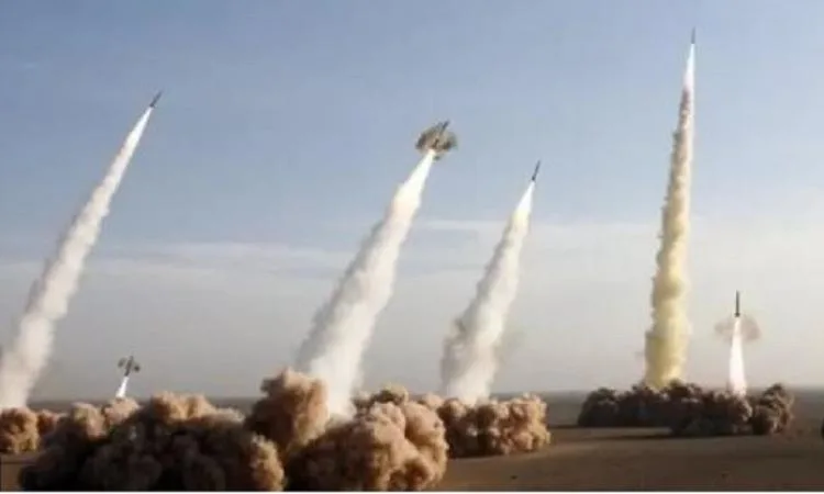 الجيش الإسرائيلي يعلن عن استهداف وتدمير منصات صواريخ “أرض-أرض” في غارات دقيقة غرب إيران الجيش الإسرائيلي يعلن عن استهداف وتدمير منصات صواريخ “أرض-أرض” في غارات دقيقة غرب إيران