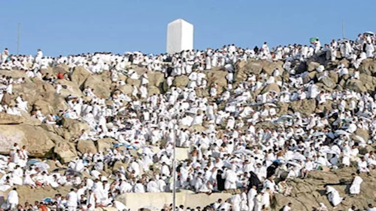 الحج 2025: السياحة تؤكد تجهيز مخيمات الحجاج بالكامل ومراقبة تنفيذ العقود.