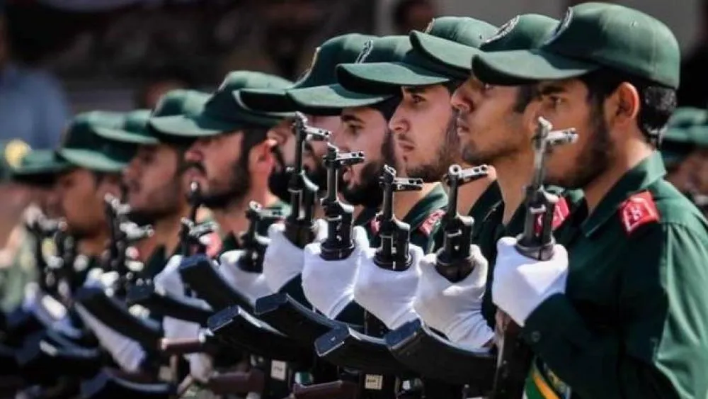 «الحرس الثوري» يهدد بـ «إطلاق جحيم» على إسرائيل.. ونتنياهو يتنبأ بزيادة الهجمات «الحرس الثوري» يهدد بـ «إطلاق جحيم» على إسرائيل.. ونتنياهو يتنبأ بزيادة الهجمات