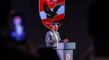 الخطيب يعبّر عن شكره للجماهير ويكشف مصادر تمويل الأهلي.