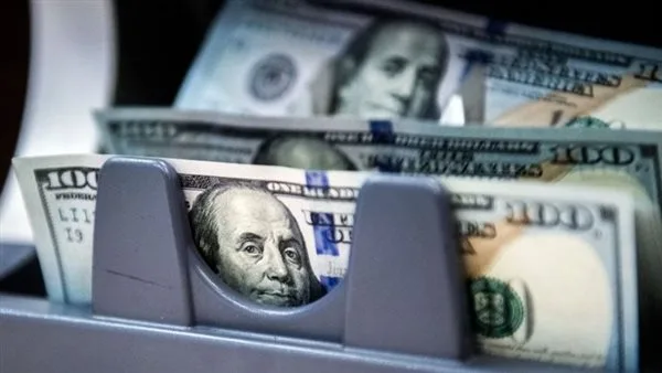 الدولار يشهد زيادة جديدة بعد الهجوم الإسرائيلي على إيران الدولار يشهد زيادة جديدة بعد الهجوم الإسرائيلي على إيران