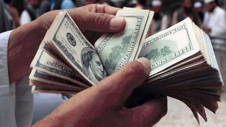 الدولار يصل إلى 49.64 جنيه.. أسعار العملات الأجنبية اليوم الثلاثاء 3-6-2025