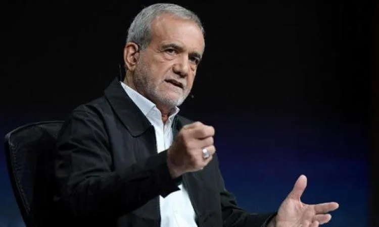 الرئيس الإيراني: لا تفاوض مع استمرار الاعتداءات الإسرائيلية الرئيس الإيراني: لا تفاوض مع استمرار الاعتداءات الإسرائيلية