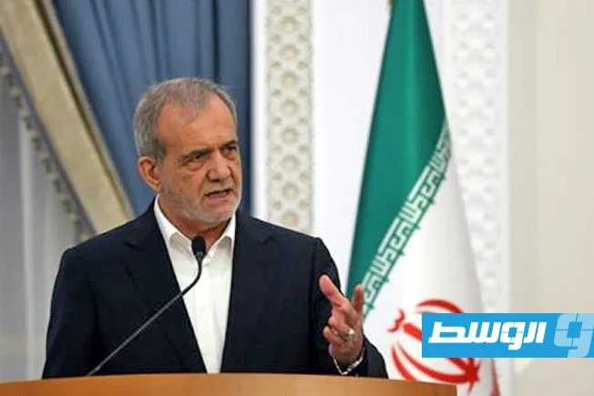 الرئيس الإيراني يدعو للتضامن في مواجهة الاعتداءات الإسرائيلية. الرئيس الإيراني يدعو للتضامن في مواجهة الاعتداءات الإسرائيلية.