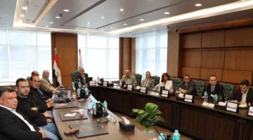 الرئيس التنفيذي لوكالة الفضاء المصرية يلتقي برئيس معهد أبحاث الإلكترونيات