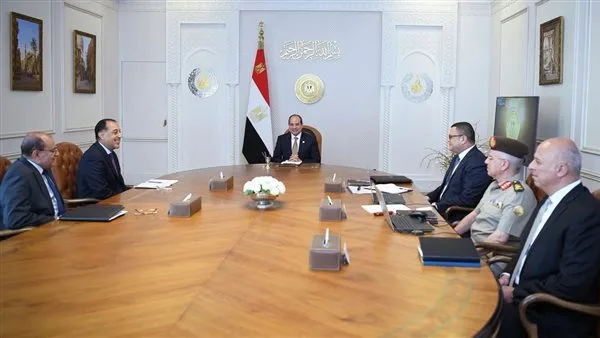الرئيس السيسي يتفقد تقدم تنفيذ المشاريع في المرحلة الأولى من مبادرة حياة كريمة الرئيس السيسي يتفقد تقدم تنفيذ المشاريع في المرحلة الأولى من مبادرة حياة كريمة