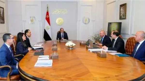 الرئيس السيسي يوجه بالاستمرار في تعزيز العائد من ممتلكات الدولة الرئيس السيسي يوجه بالاستمرار في تعزيز العائد من ممتلكات الدولة