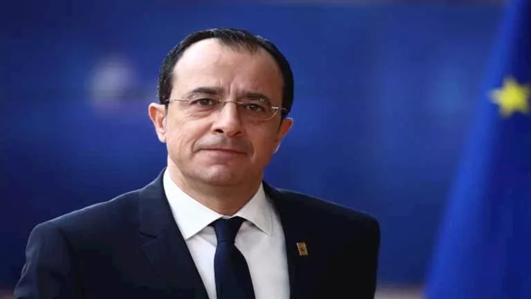 الرئيس القبرصي: إيران طلبت منا توصيل رسائل إلى إسرائيل الرئيس القبرصي: إيران طلبت منا توصيل رسائل إلى إسرائيل
