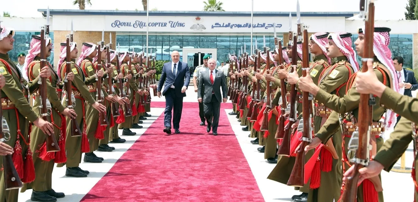 الرئيس عون يثني على مساندة الأردن للبنان ويبرز ضرورة تنفيذ القرار 1701 في الجنوب. الرئيس عون يثني على مساندة الأردن للبنان ويبرز ضرورة تنفيذ القرار 1701 في الجنوب.