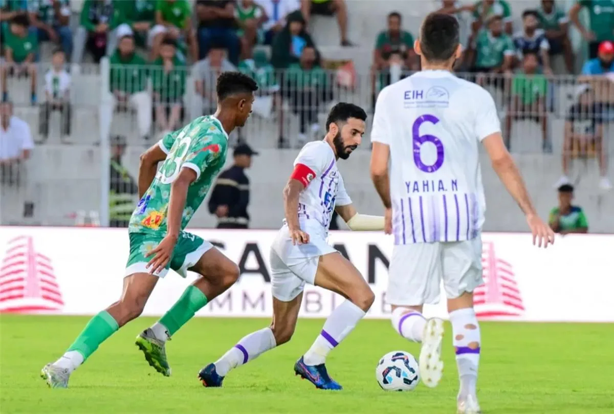 الرجاء المغربي يتخذ إجراءات ضد العين الإماراتي بسبب رحيمي ويهدد باللجوء إلى الفيفا الرجاء المغربي يتخذ إجراءات ضد العين الإماراتي بسبب رحيمي ويهدد باللجوء إلى الفيفا
