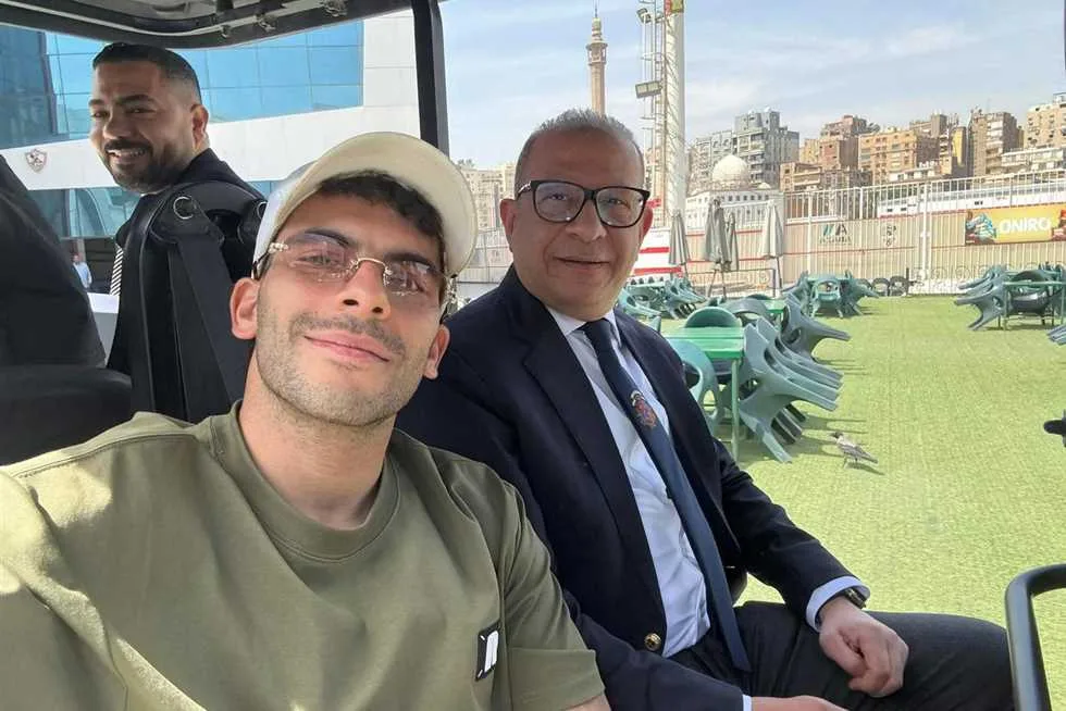 الزمالك: لا نستهدف زيزو.. وقد قمنا بصرف مستحقات اللاعبين قبل لقاء بيراميدز. الزمالك: لا نستهدف زيزو.. وقد قمنا بصرف مستحقات اللاعبين قبل لقاء بيراميدز.