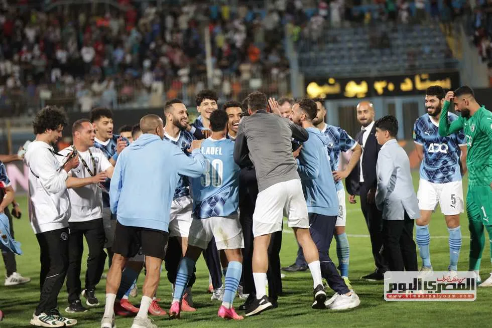 الزمالك يتخذ خطوات لتعاقد مع ثلاثي بيراميدز (خاص) الزمالك يتخذ خطوات لتعاقد مع ثلاثي بيراميدز (خاص)
