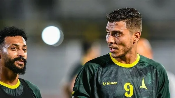 الزمالك يجري مفاوضات مع وكيل محمد شريف الزمالك يجري مفاوضات مع وكيل محمد شريف