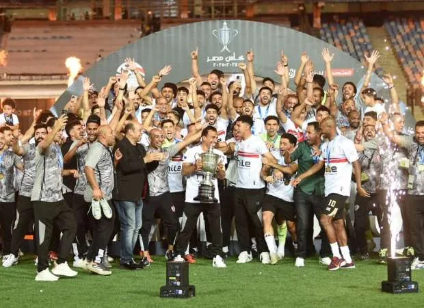 الزمالك يحصد كأس مصر رغم التحديات، بما في ذلك تبديل المدربين ورحيل زيزو. الزمالك يحصد كأس مصر رغم التحديات، بما في ذلك تبديل المدربين ورحيل زيزو.