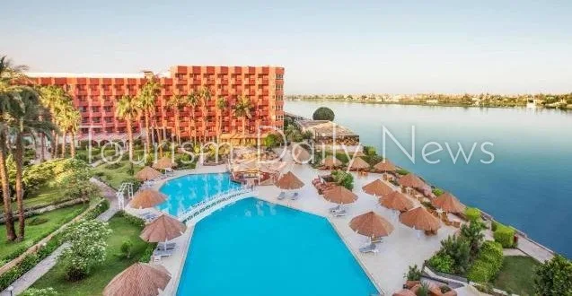 الساحل الشمالي ممتلئ بالكامل، وحجز الفنادق في الأقصر وأسوان يبلغ 70%، والفنادق العائمة 80% خلال عطلة العيد الساحل الشمالي ممتلئ بالكامل، وحجز الفنادق في الأقصر وأسوان يبلغ 70%، والفنادق العائمة 80% خلال عطلة العيد