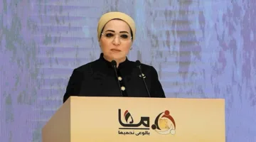 السيدة انتصار السيسي تُعزّي أسرة البطل خالد شوقي: ستبقى تضحيته حية للأبد