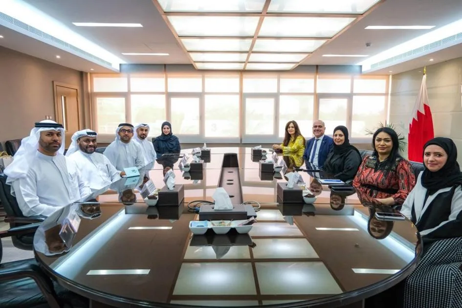 الشارقة تتيح فرصاً جديدة لتبادل المعرفة مع البحرين. الشارقة تتيح فرصاً جديدة لتبادل المعرفة مع البحرين.