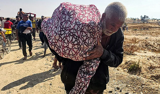 الشبكة الأهلية: نقاط توزيع المساعدات تسهم في تفاقم أزمة المجاعة في غزة الشبكة الأهلية: نقاط توزيع المساعدات تسهم في تفاقم أزمة المجاعة في غزة
