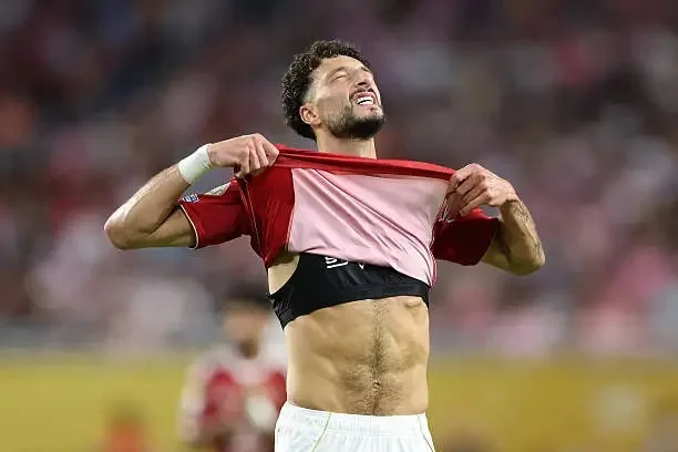 الشناوي وأبو علي يرويان أسباب التعادل المخيب أمام إنتر ميامي الشناوي وأبو علي يرويان أسباب التعادل المخيب أمام إنتر ميامي