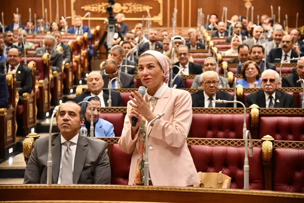 الشيوخ يباركون وزيرة البيئة بمناسبة توليها منصب السكرتير التنفيذي لاتفاقية الأمم المتحدة لمكافحة التصحر الشيوخ يباركون وزيرة البيئة بمناسبة توليها منصب السكرتير التنفيذي لاتفاقية الأمم المتحدة لمكافحة التصحر