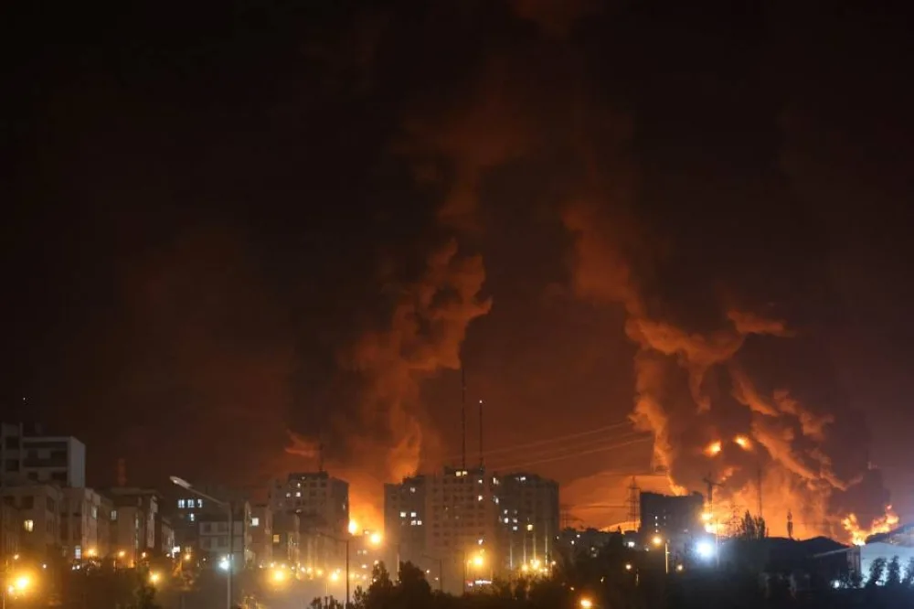الصراع بين إسرائيل وإيران: الأمن الطاقي العالمي مهدد بأزمة محتملة قد تحدث في أي وقت الصراع بين إسرائيل وإيران: الأمن الطاقي العالمي مهدد بأزمة محتملة قد تحدث في أي وقت