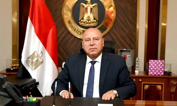 الصناعة: مناطق متباينة للقطع المعروضة تتراوح بين 200 م² و490,000 م² بأنشطة متنوعة الصناعة: مناطق متباينة للقطع المعروضة تتراوح بين 200 م² و490,000 م² بأنشطة متنوعة