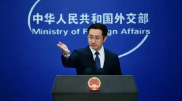 الصين تندد بالهجوم الإسرائيلي على إيران: أفعال تؤدي إلى تفاقم الصراع.