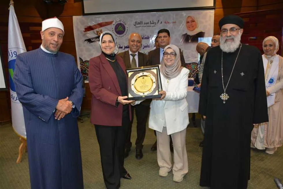 الضرائب تقدر جهود الفائزين في المسابقات الدينية الضرائب تقدر جهود الفائزين في المسابقات الدينية