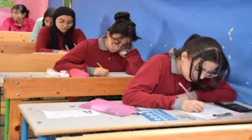 الطلاب في الإسماعيلية يؤدون امتحانات اللغة الإنجليزية والفنون في اليوم الرابع من المرحلة الإعدادية