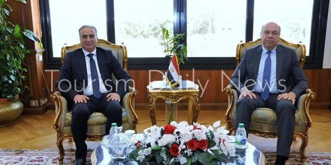 “الطيران” و”حماية المستهلك” تناقشان سبل تحسين نظام استقبال شكاوى المسافرين “الطيران” و”حماية المستهلك” تناقشان سبل تحسين نظام استقبال شكاوى المسافرين