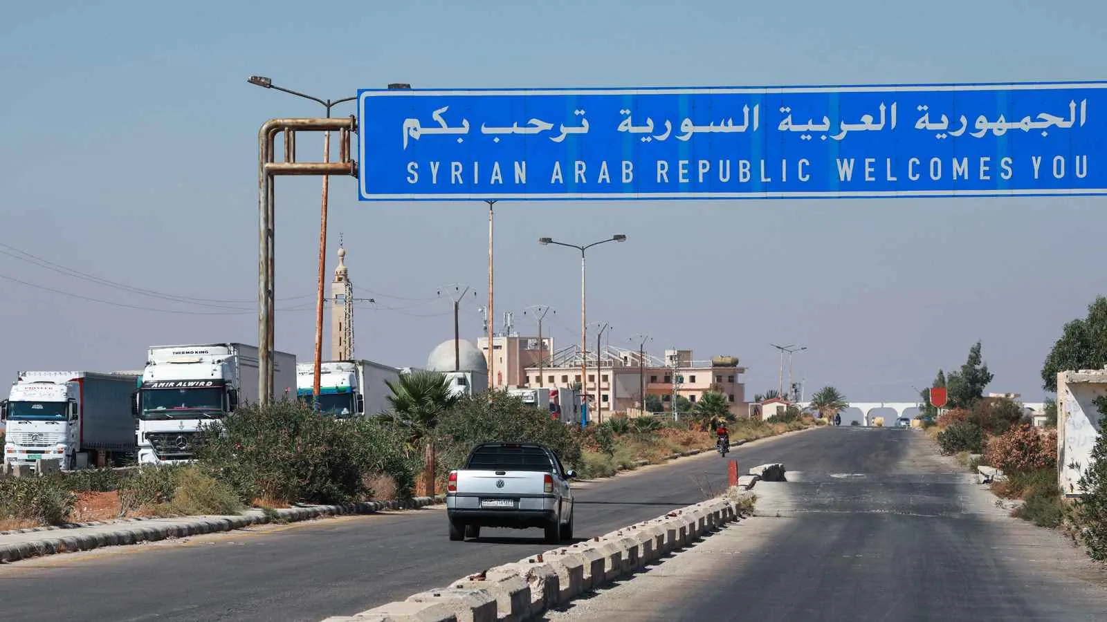 العراق يستأنف عمل «معبر القائم» مع سوريا لتعزيز العلاقات الاقتصادية العراق يستأنف عمل «معبر القائم» مع سوريا لتعزيز العلاقات الاقتصادية