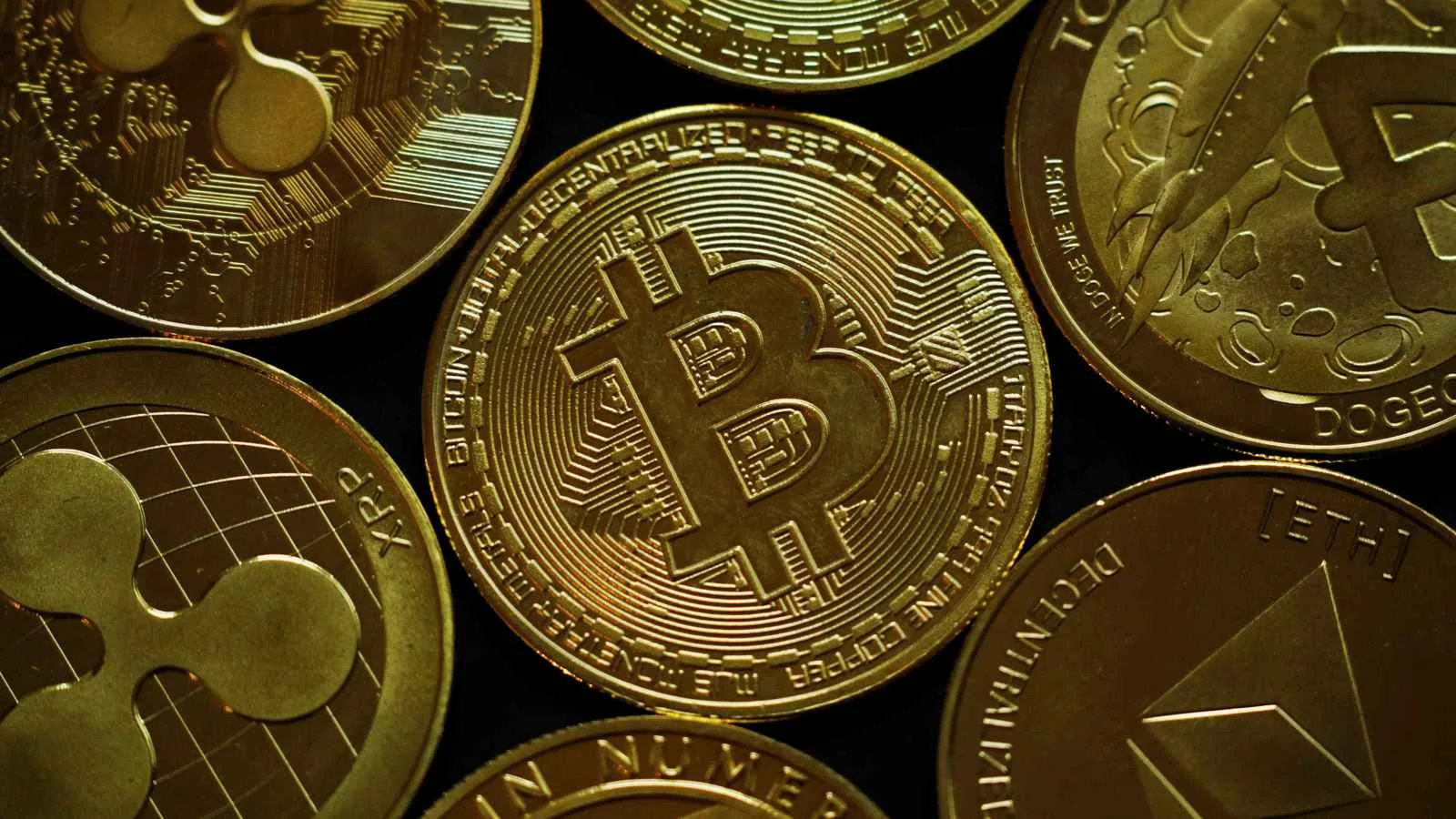العملات الرقمية تستمر في الارتفاع وسط انتظار لبيانات التضخم الأميركية العملات الرقمية تستمر في الارتفاع وسط انتظار لبيانات التضخم الأميركية