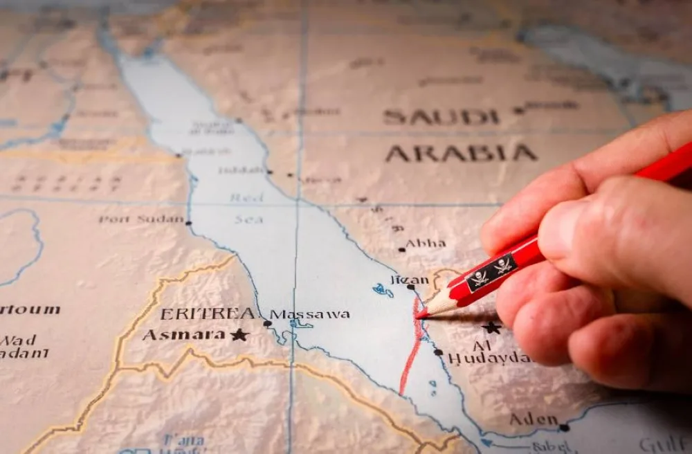 العوضي يوضح لـCNN الاقتصادية موقف “أسعار النفط” بين هجوم إيران 2025 وضربة أرامكو 2019. العوضي يوضح لـCNN الاقتصادية موقف “أسعار النفط” بين هجوم إيران 2025 وضربة أرامكو 2019.