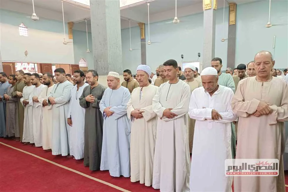الفجر في القاهرة 4:08.. مواعيد الصلاة في مختلف محافظات مصر ليوم الاثنين 9 يونيو 2025