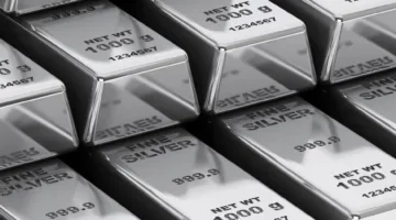 الفضة تقترب من ذروتها في 7 أشهر