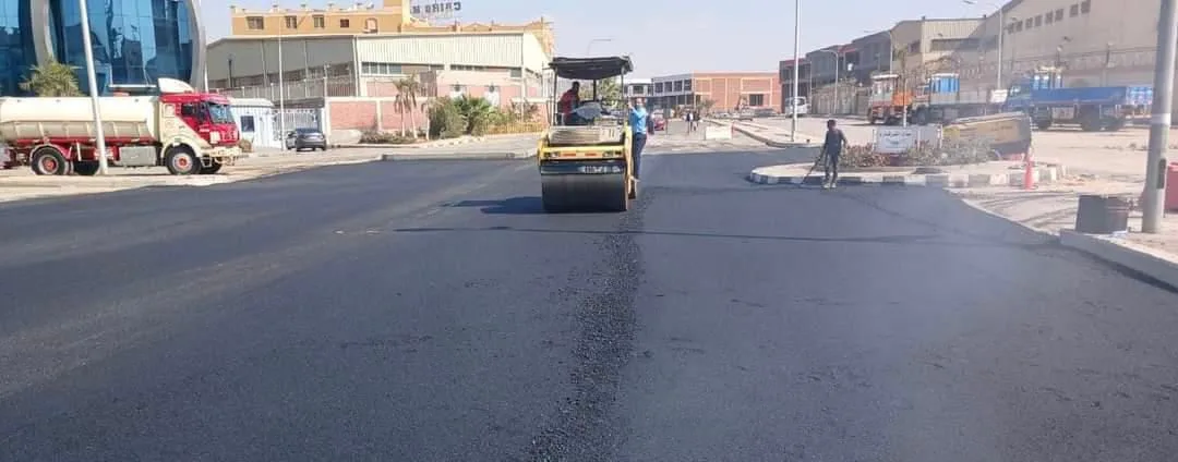 القاهرة الجديدة: تحسين 110.5 كم من الطرق والمحاور لتعزيز الترابط الإقليمي وخدمات النقل القاهرة الجديدة: تحسين 110.5 كم من الطرق والمحاور لتعزيز الترابط الإقليمي وخدمات النقل